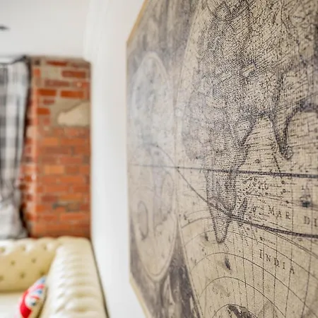35 Cocoa Apartment